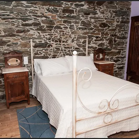 Casa Ramoncin * A Pontenova